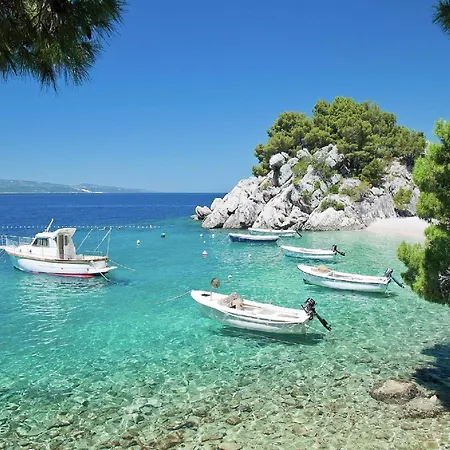 Mandika - One Bedroom * Split